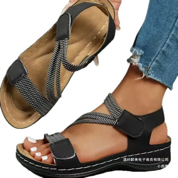 Damen Sommersandalen mit Fußbett und verstellbaren Riemen