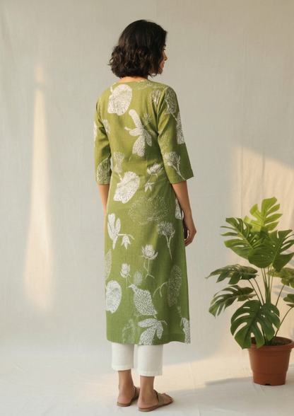 A-Linien Kleid aus Baumwolle mit großem Blumenprint in Schwarz | Velnorah