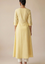 Schlichtes A-Linien Kleid aus Baumwolle in Gelb | Velnorah