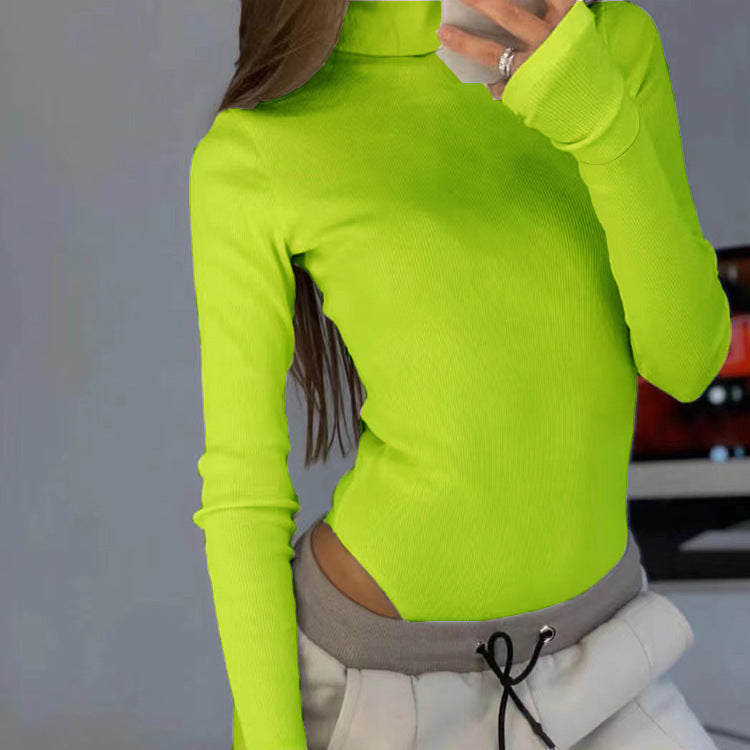 Elegantes Damenoberteil mit hohem Kragen und Cut-Outs | Velnorah