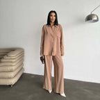 Elegantes Damen Seidenhemd mit feiner Struktur von Velnorah