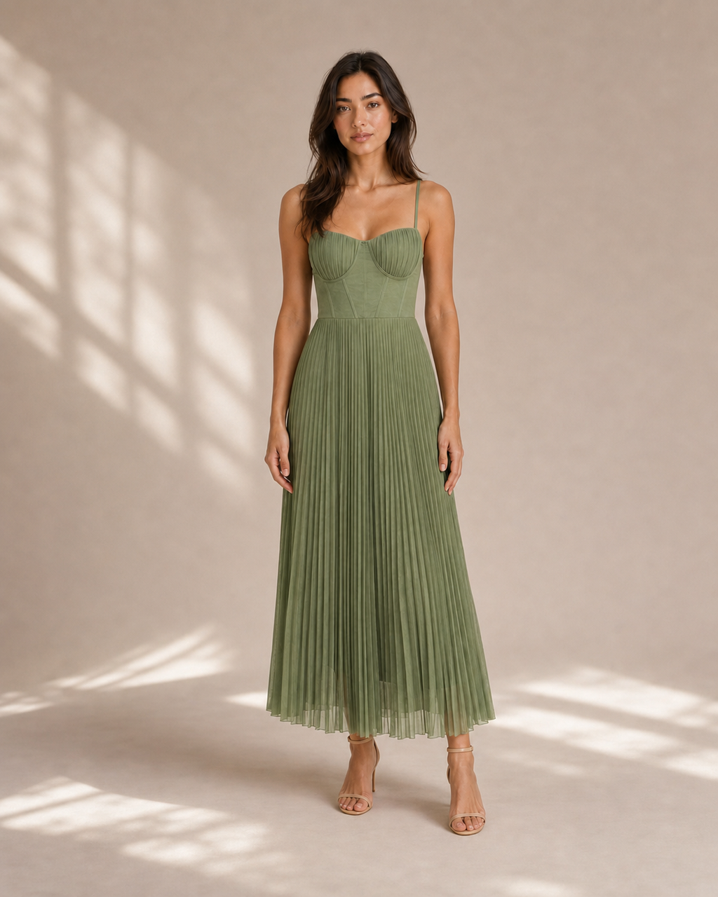Ärmelloses Midi-Kleid mit gefälteltem Tüll-Bustier - front cover