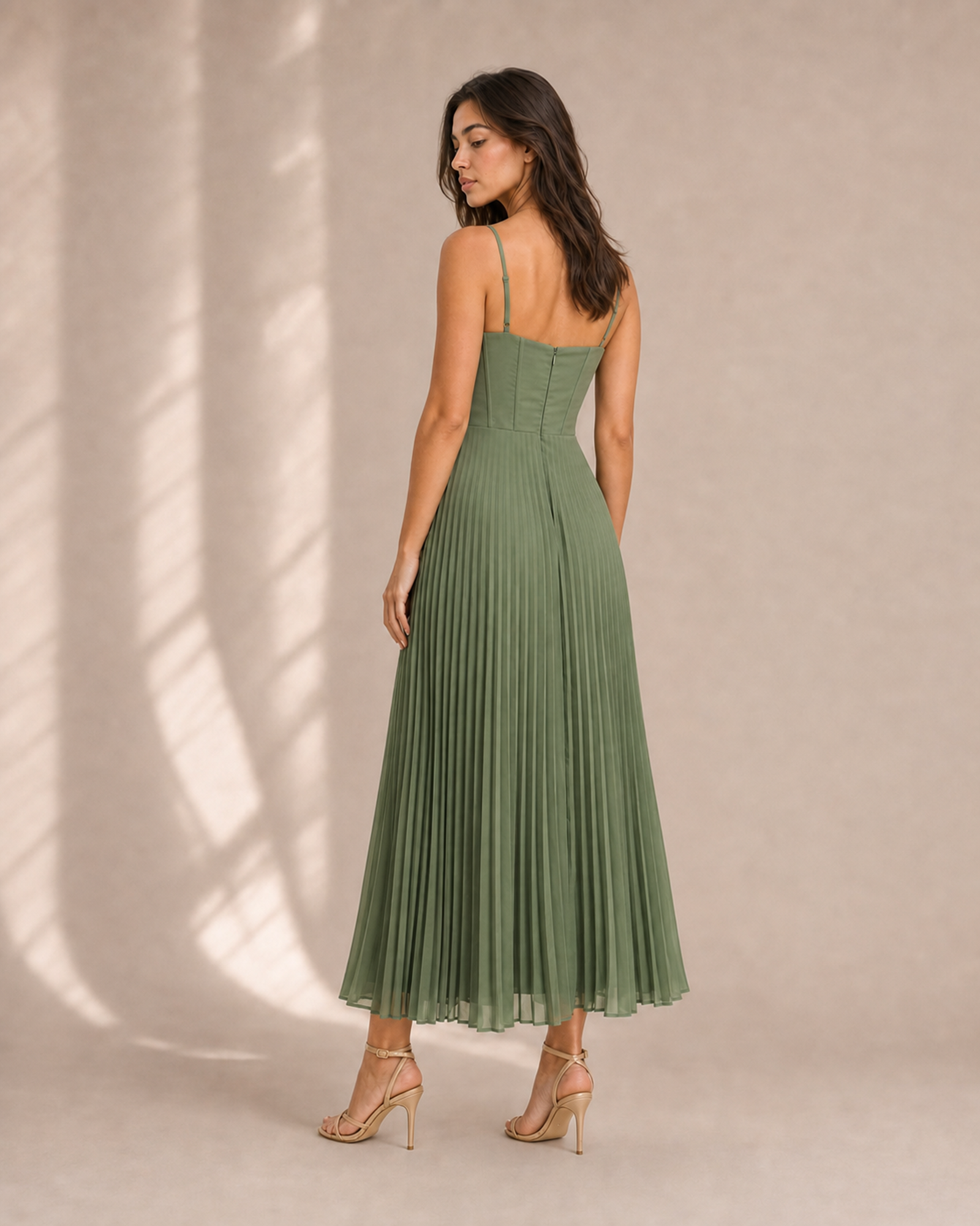 Ärmelloses Midi-Kleid mit gefälteltem Tüll-Bustier - back view