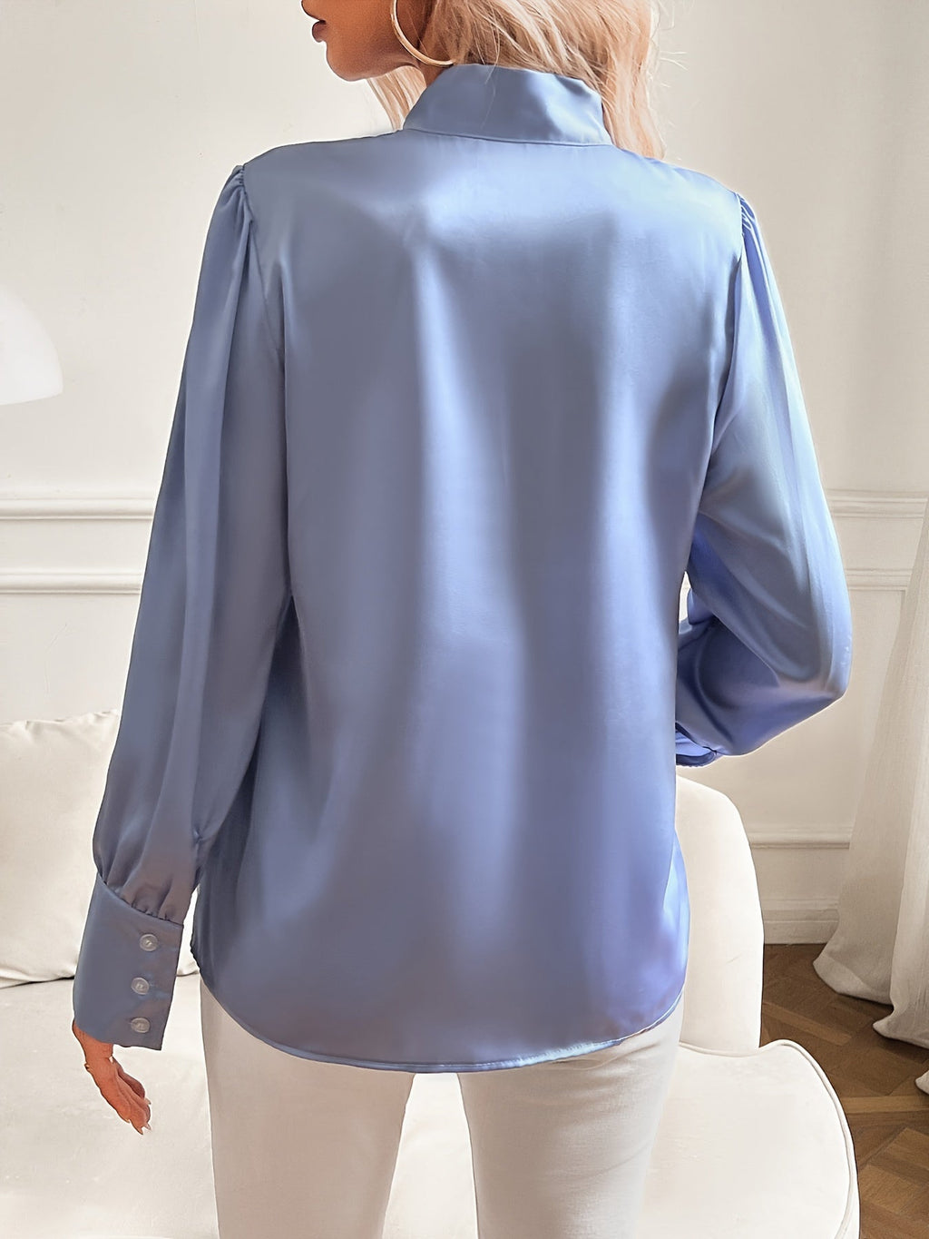 Elegante Damen Satinbluse mit Schleife und langen Ärmeln-Velnorah