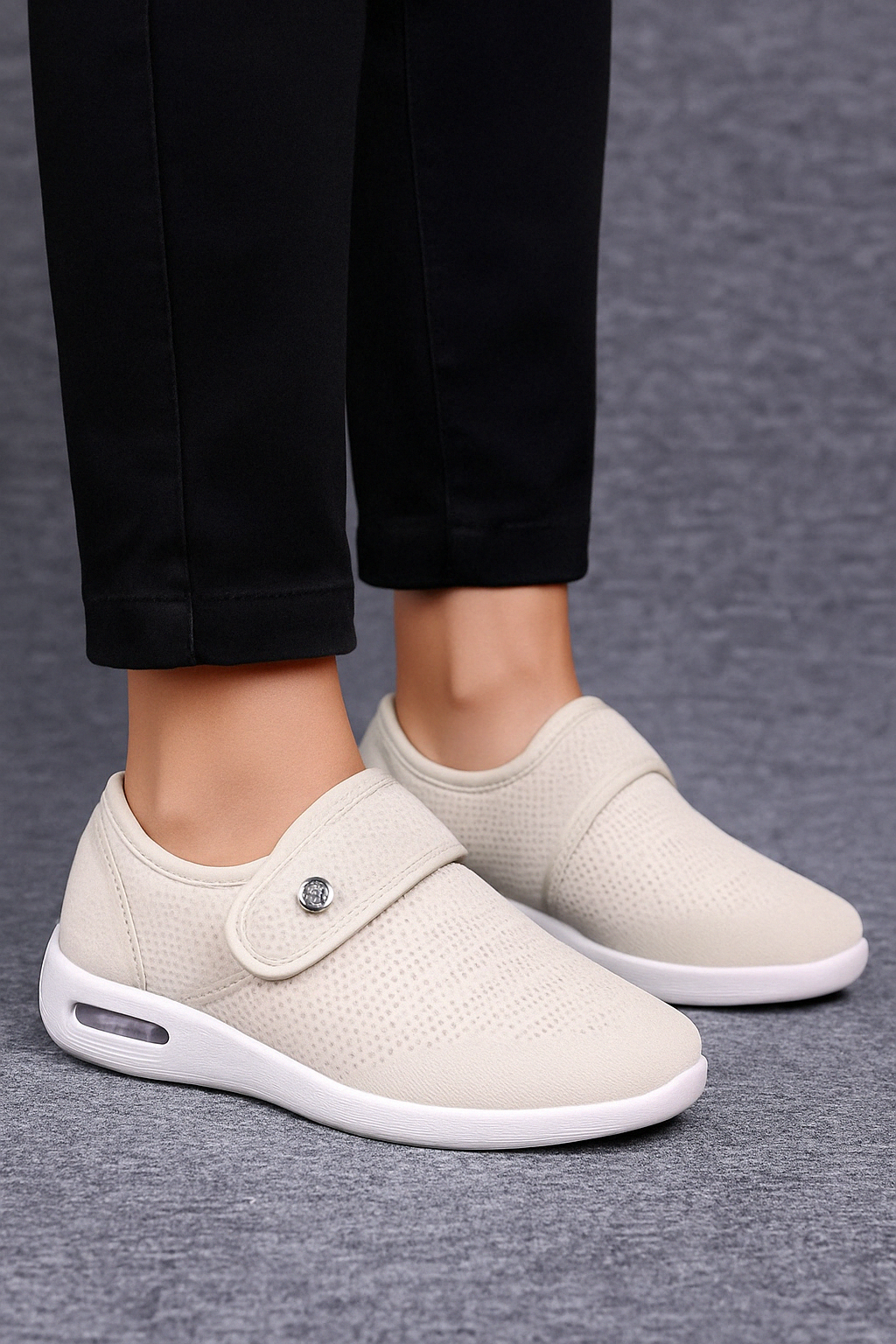 Herren Slipper mit Klettverschluss und Komfortsohle für jeden Tag-Velnorah
