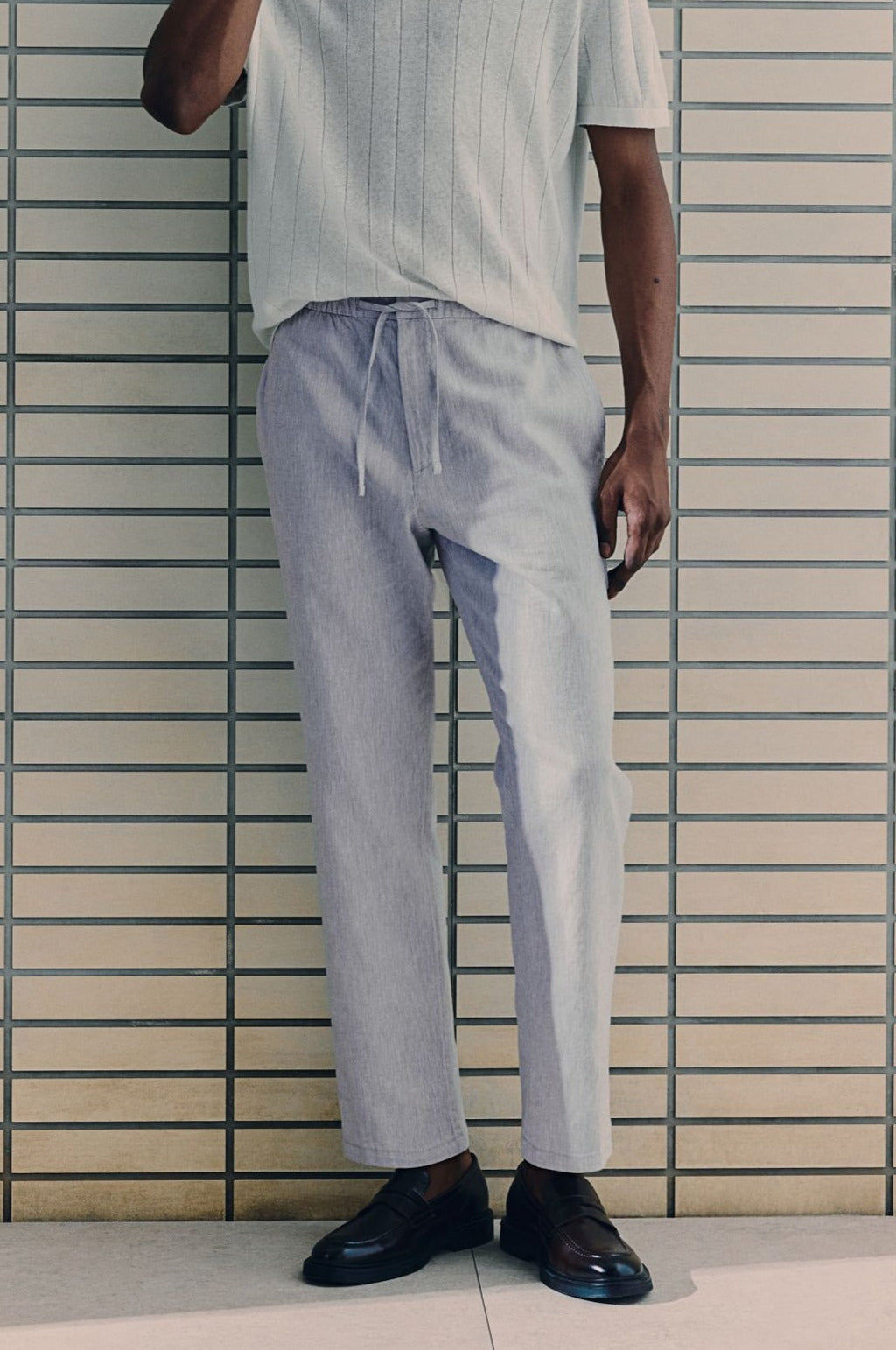 Herrenhose Relaxed Fit mit Kordelzug und elastischem Bund-Velnorah