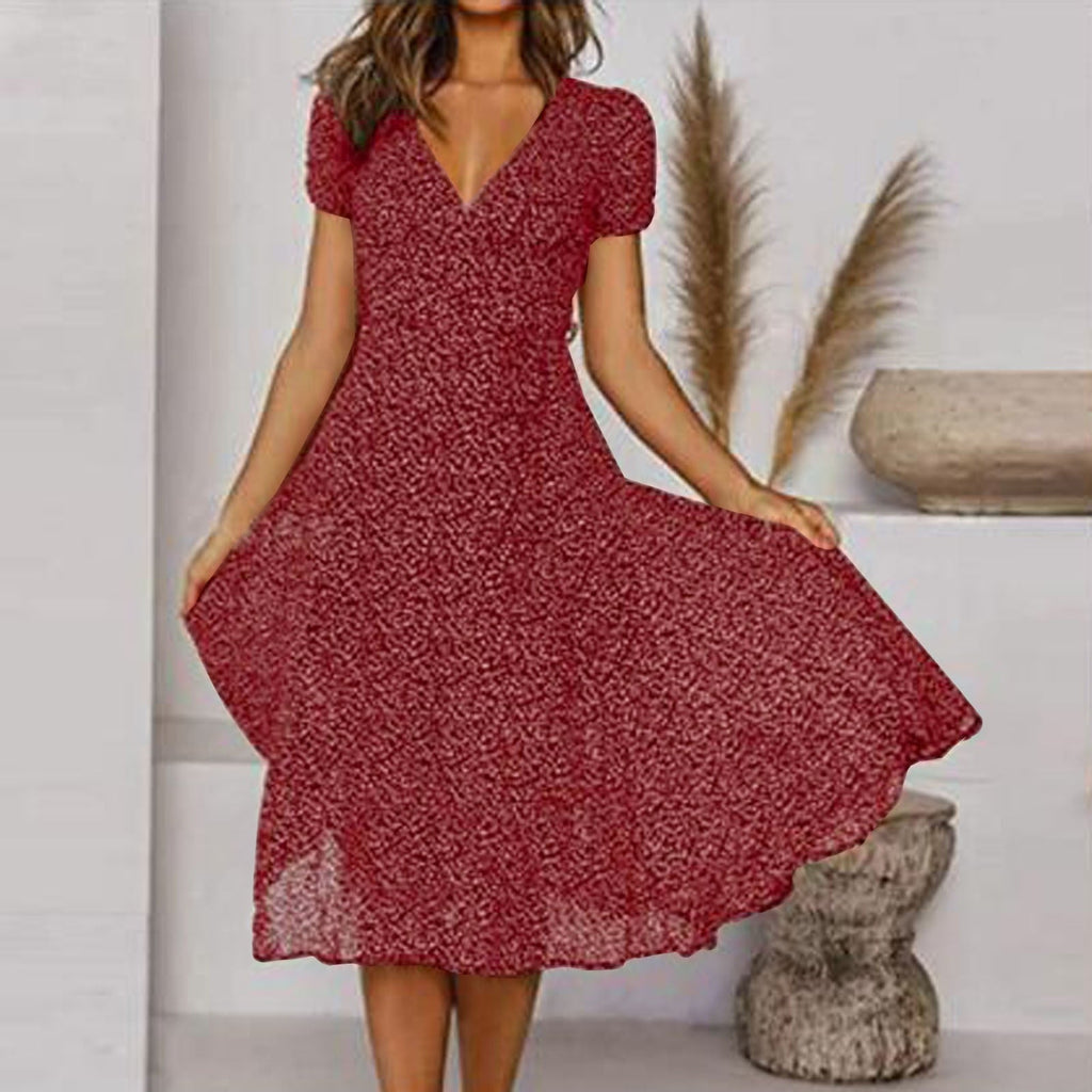 Linienkleid mit V-Ausschnitt und schwingendem Saum | Velnorah