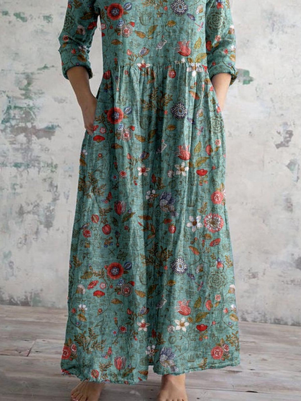 Elegantes Blumenkleid für jede Körperform und Anlass | Velnorah