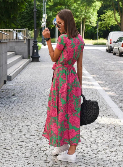 Elegantes und bequemes Sommerkleid für Damen | Velnorah