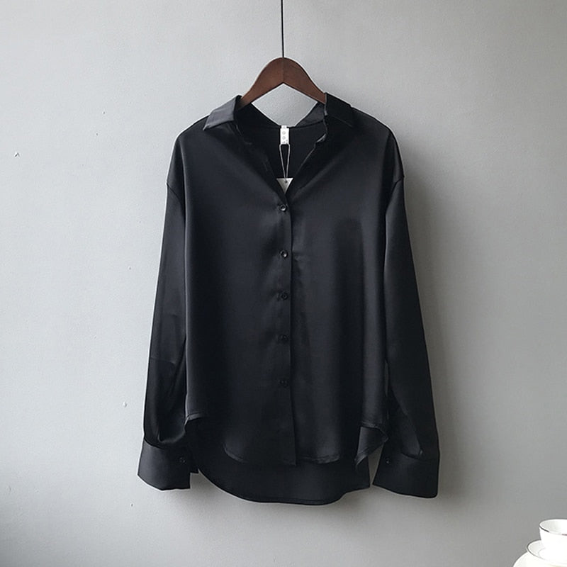 Elegante Vintage Seidenbluse für Damen mit Komfort | Velnorah