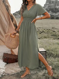 Kurzarmkleid mit Bubikragen aus Milchseide | Velnorah