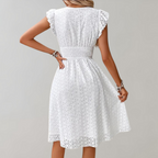 Elegantes, luftiges Sommerkleid für Damen in Weiß | Velnorah